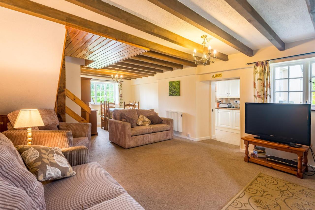 Well Farm Cottages North Tamerton Экстерьер фото