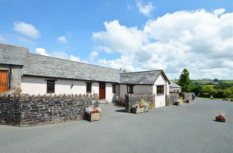 Well Farm Cottages North Tamerton Экстерьер фото